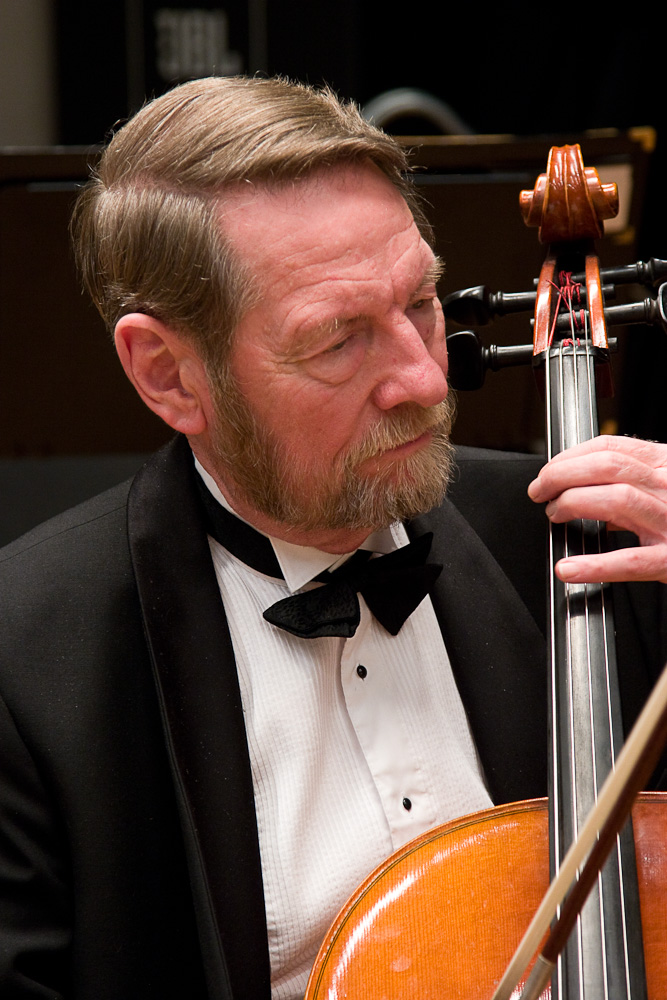 Dan Gleckler, cello