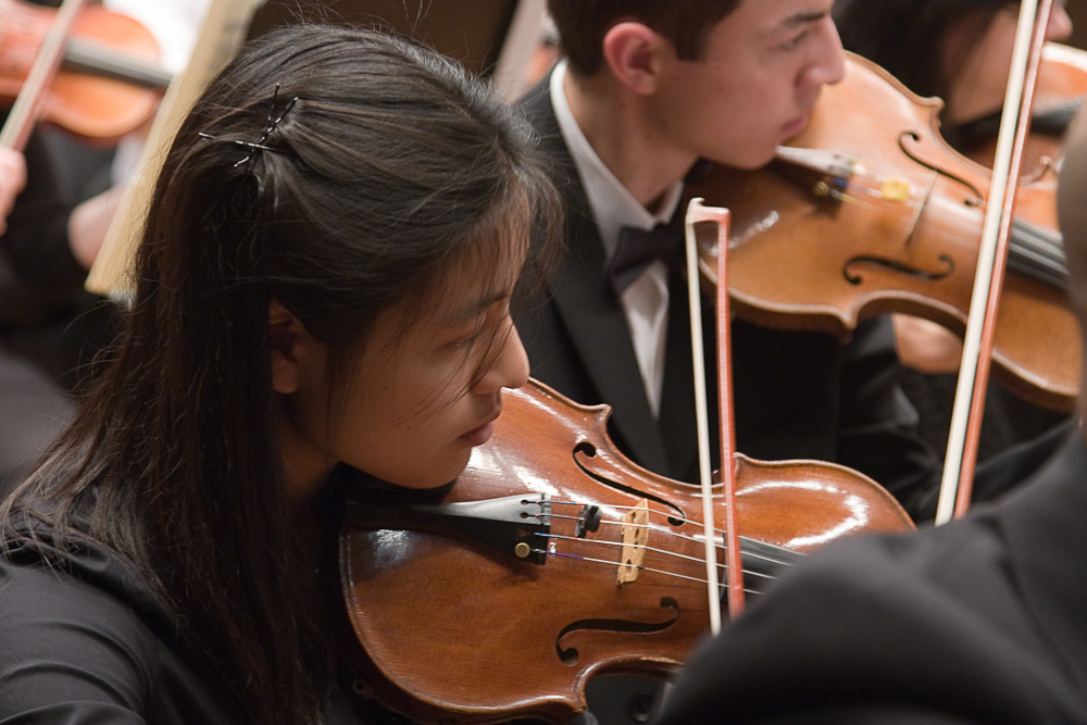 Kathie Lin, violin