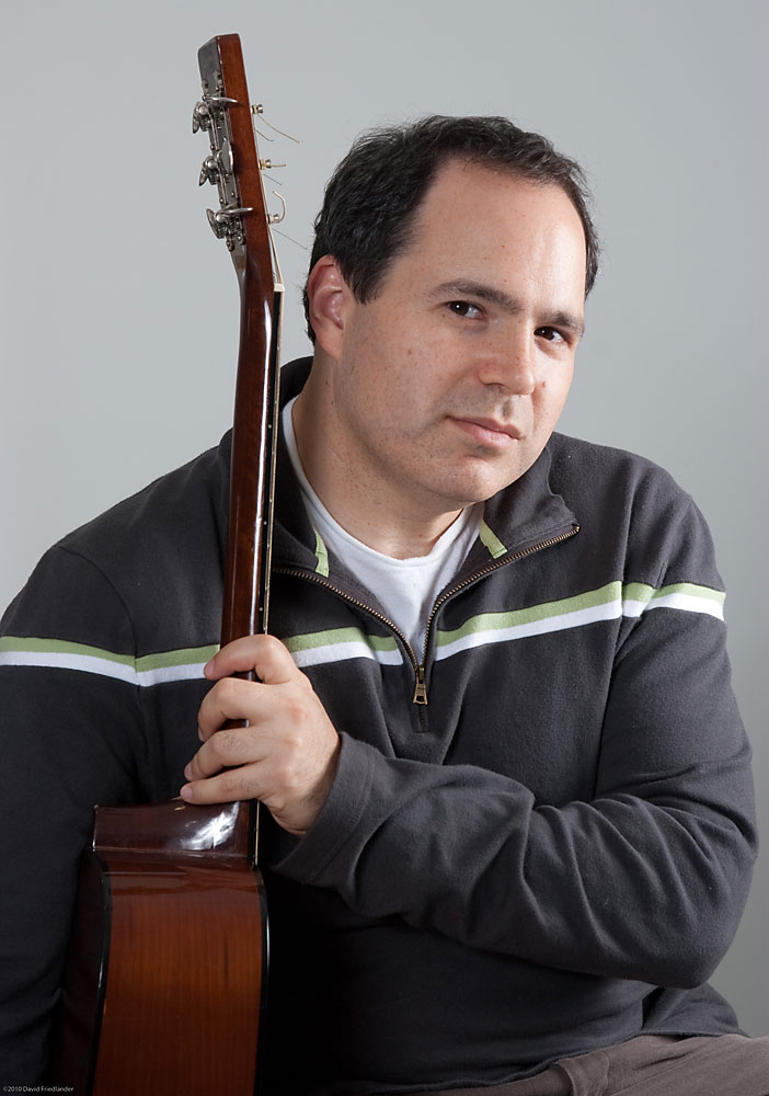 Marc Kuchner with guitar