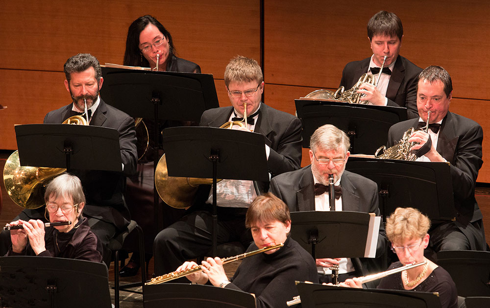 winds,brass playing