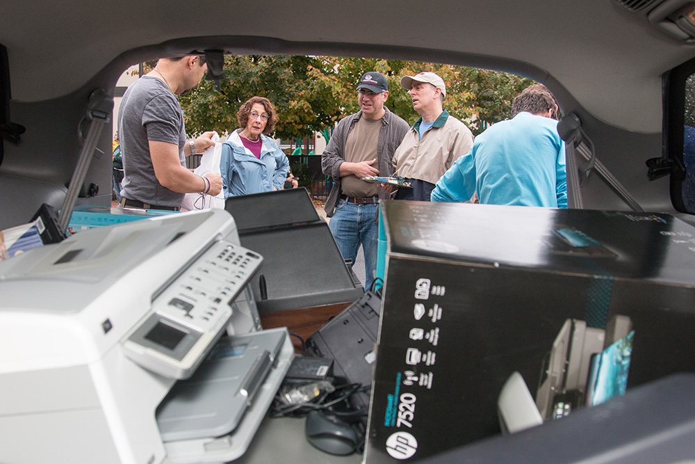 recycling electronics